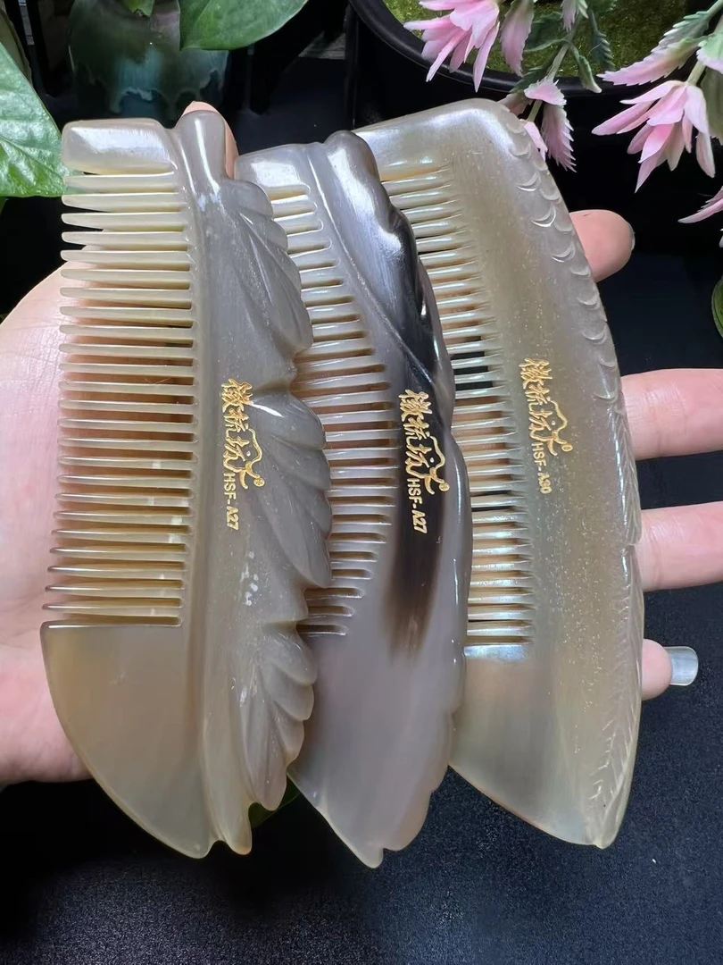 板娘专享 白水精雕猫妖包包梳微瑕福利随机发货 不退不换 -X381