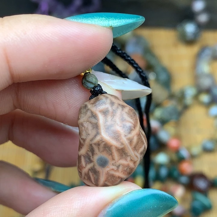 玛瑙/玉髓未镶嵌珠宝半成品