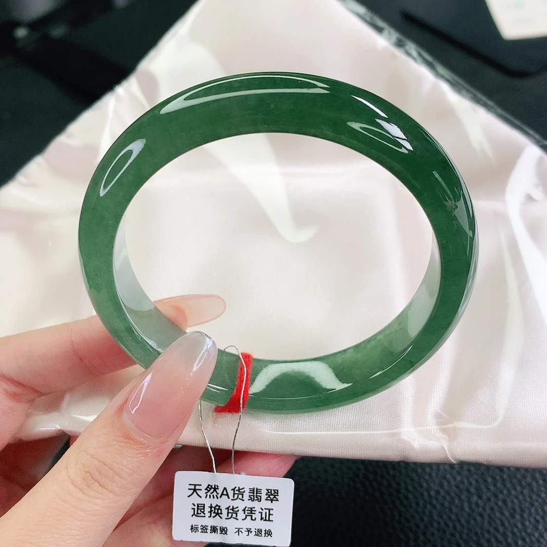 未镶嵌手镯翡翠60圈