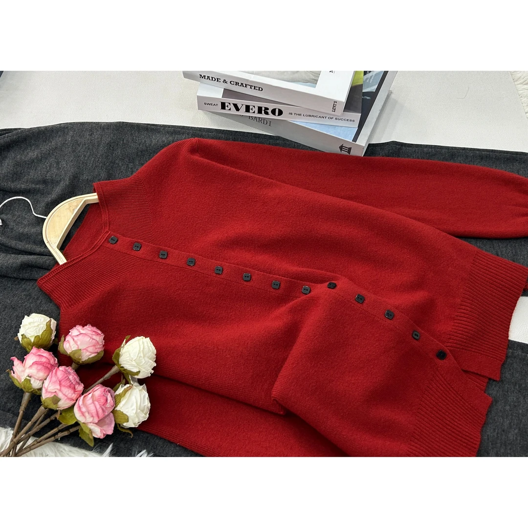 【方纽扣半高领红】新款气质针织长袖开衫上衣QC2150