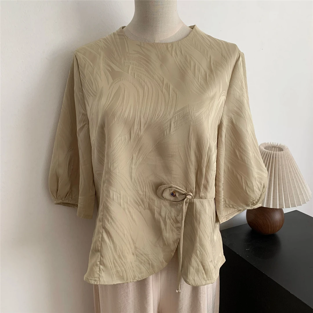 中年女高贵母亲节夏季上衣2025新款小个子妈妈夏装中袖洋气T恤衫