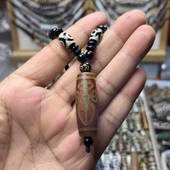 未镶嵌颈饰玛瑙/玉髓