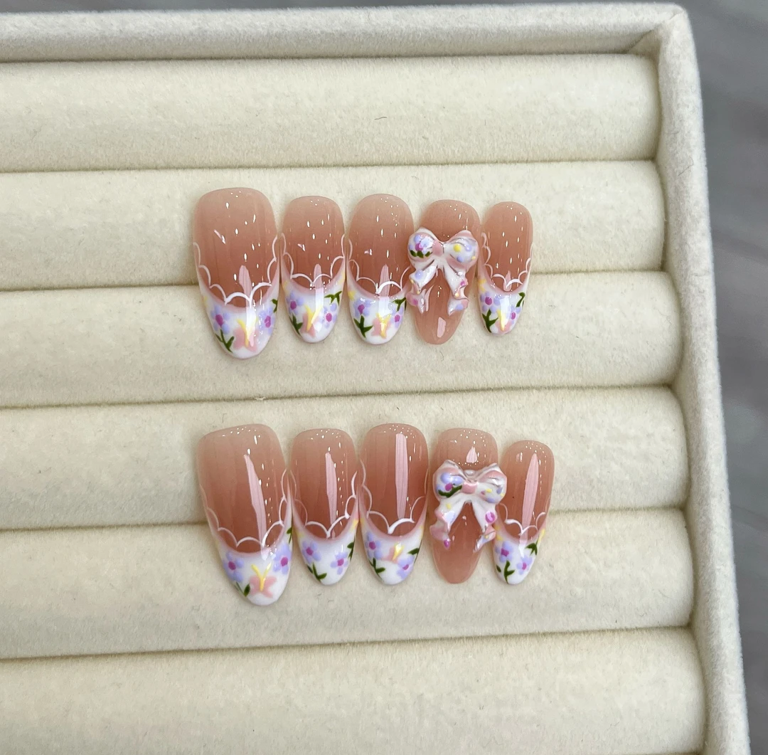 【古堡花园】珍珍手工穿戴甲春日显白手绘法式小花甜美蝴蝶结美甲