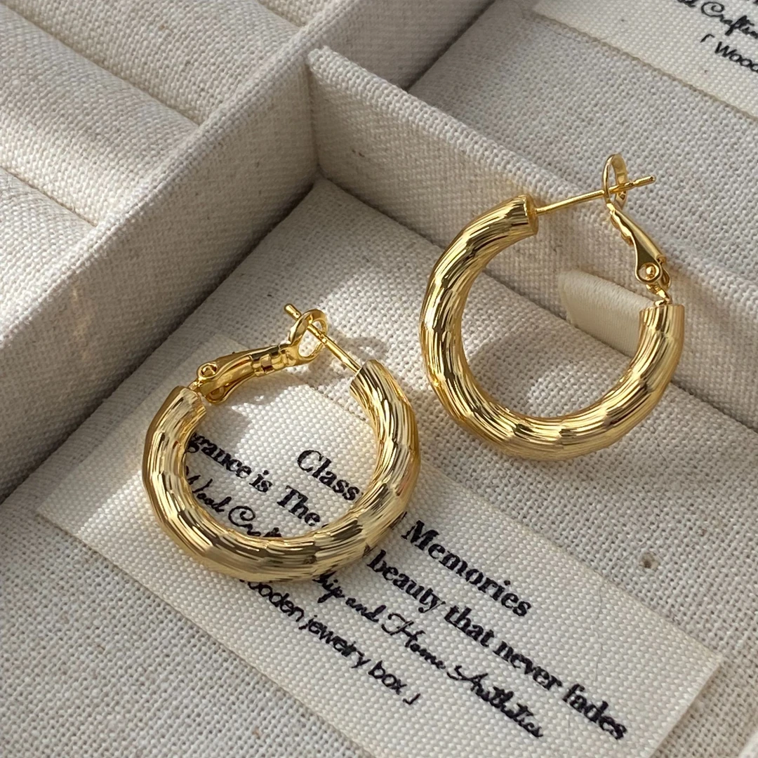 【环配】 法式简约设计感气质百搭实心素圈重工耳环