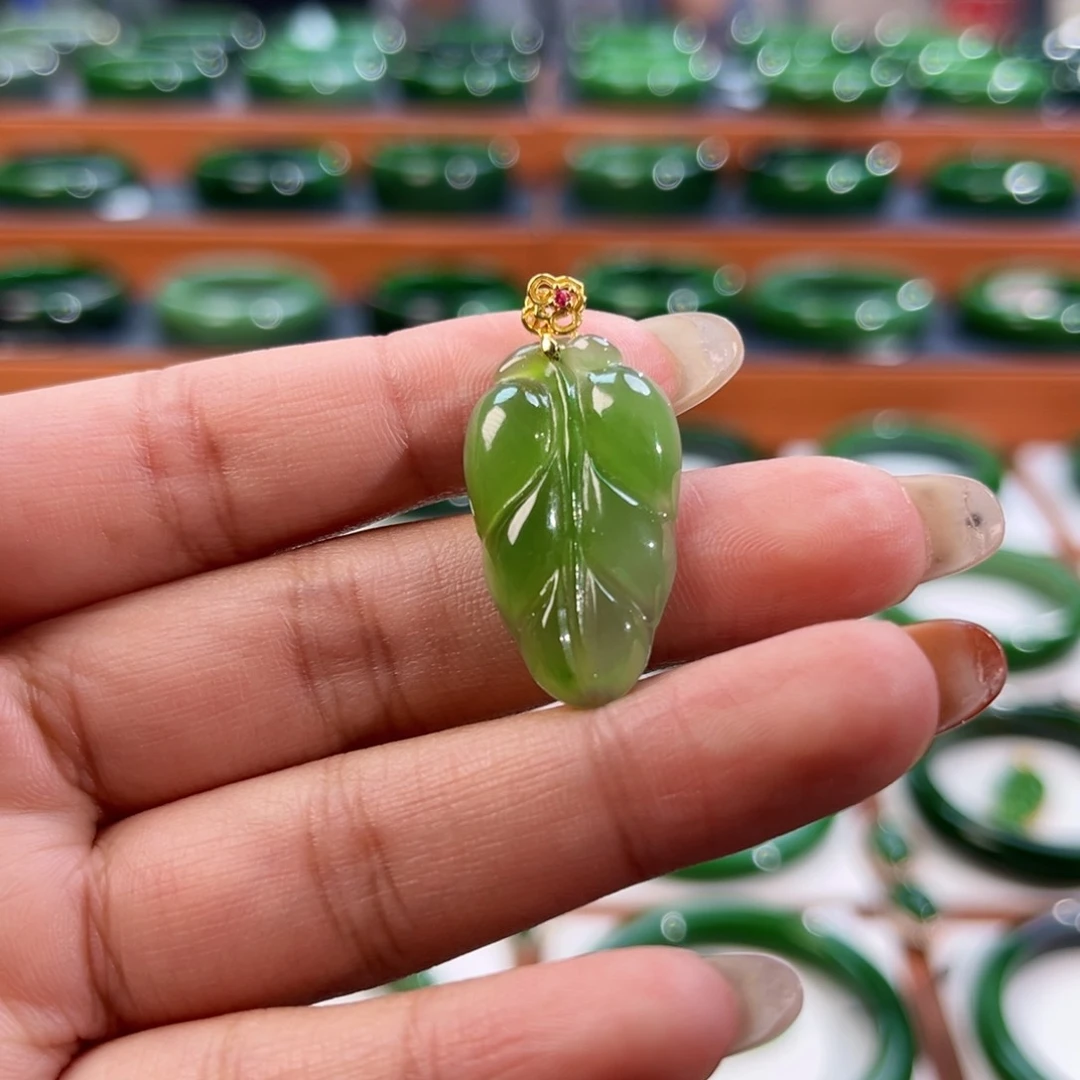 颈饰银S925镶嵌和田玉