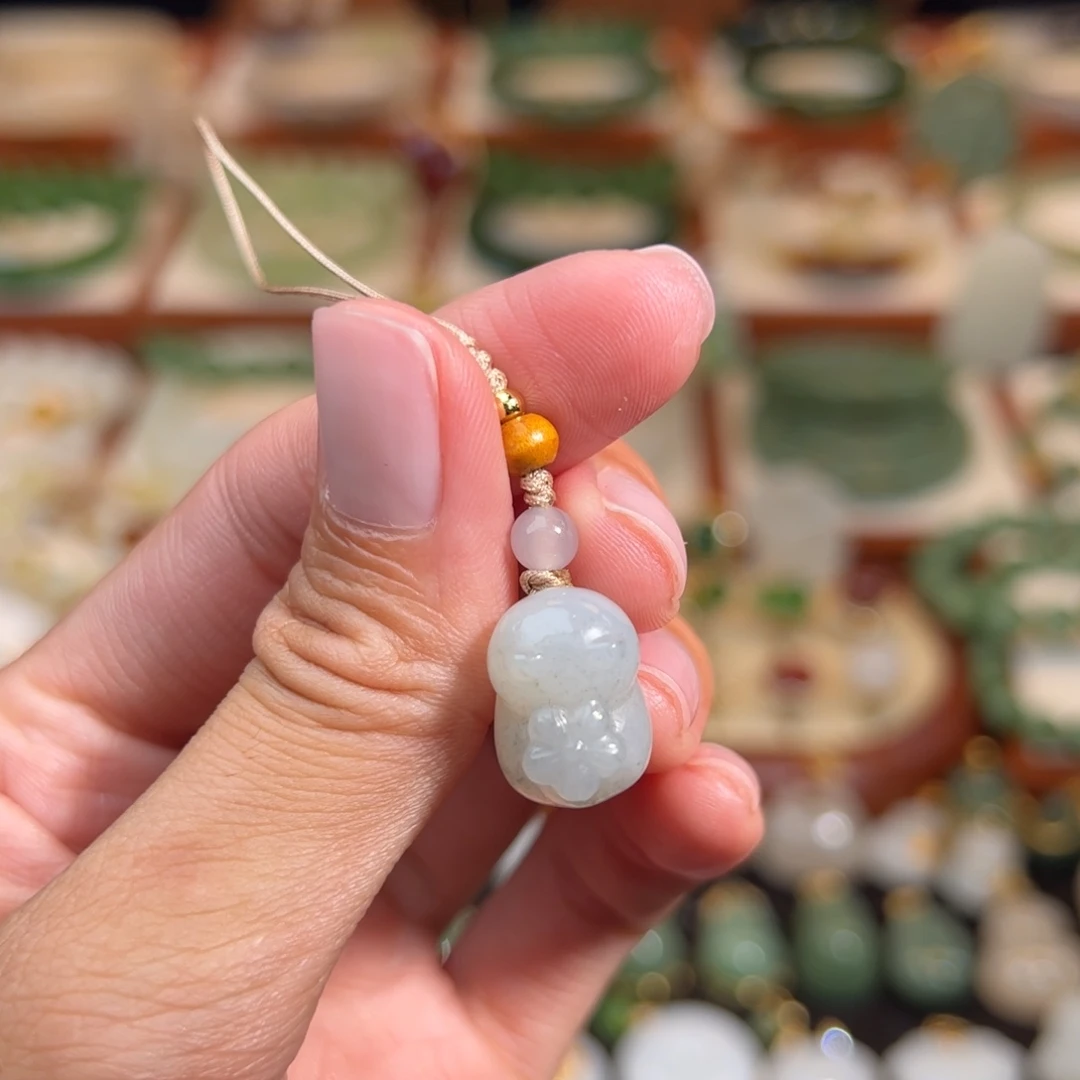 和田玉未镶嵌挂件包容福利