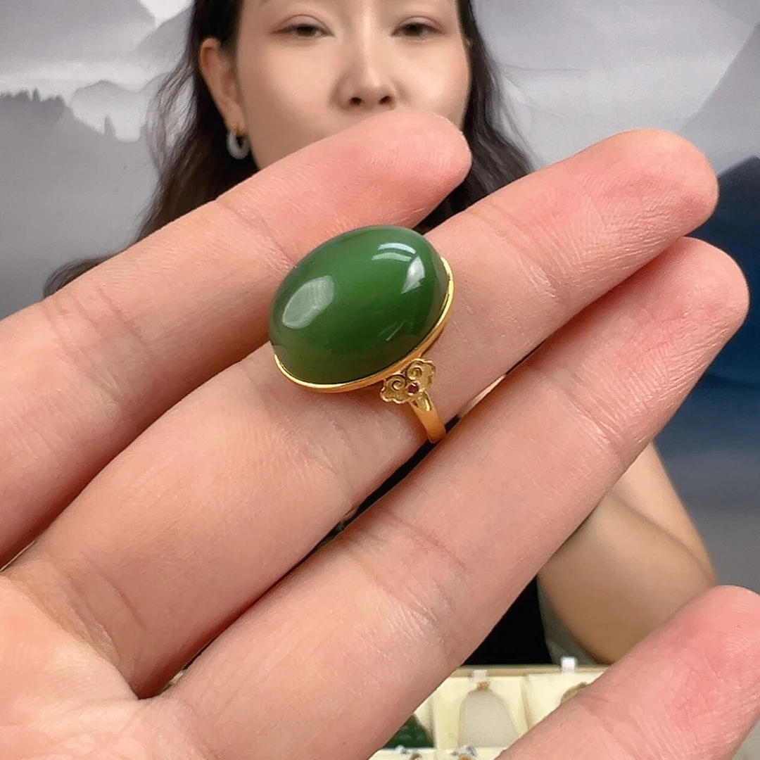 和田玉（碧玉）18K金镶嵌颈饰
