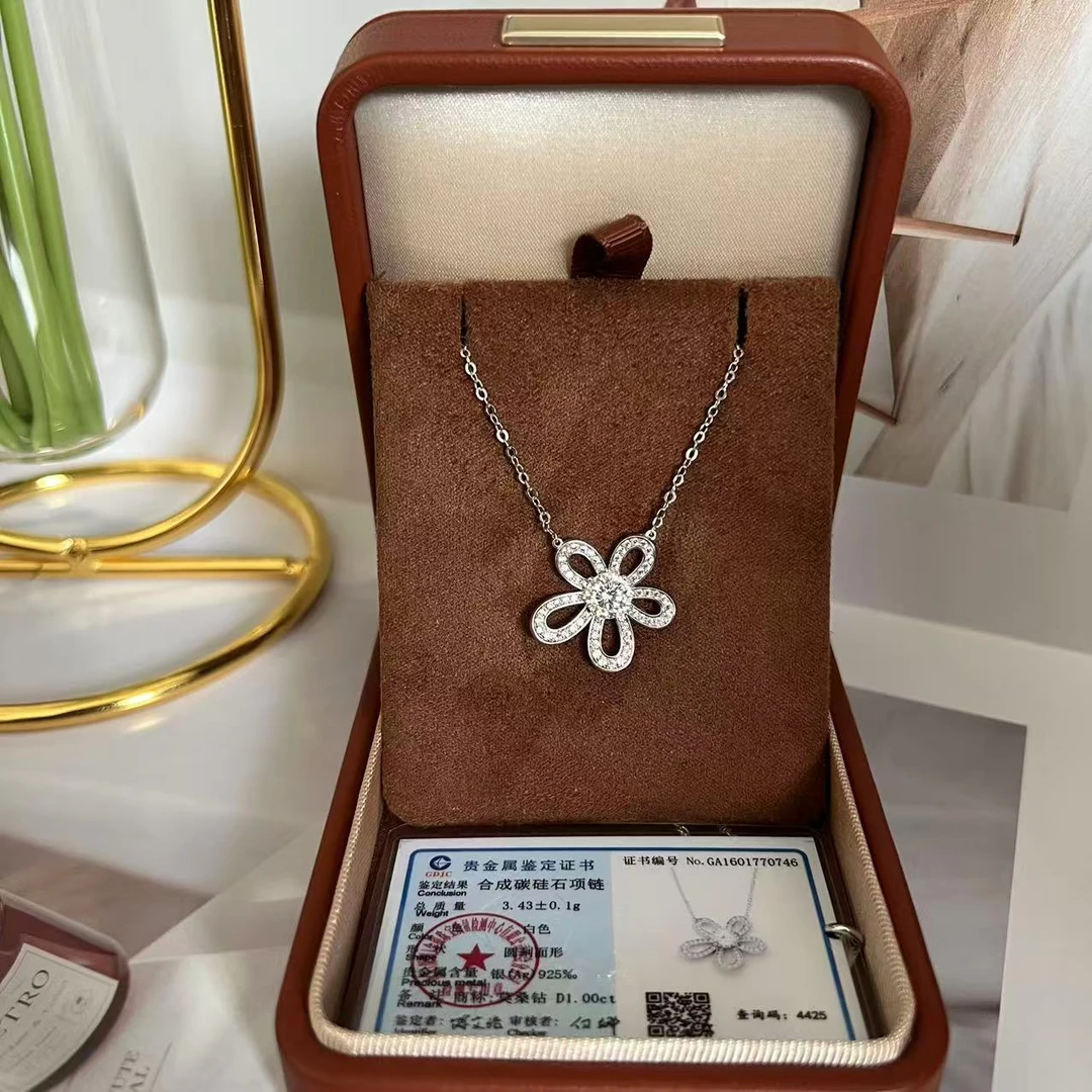 坠链均925银莫桑石 五瓣花格桑花伯爵花浪漫精致奢华时尚气质源头