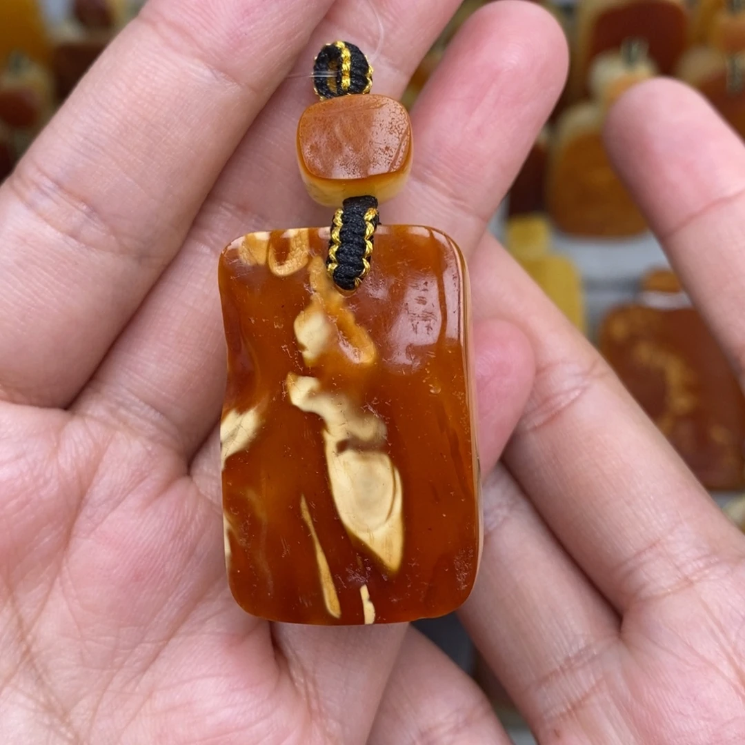 琥珀未镶嵌珠宝奇石