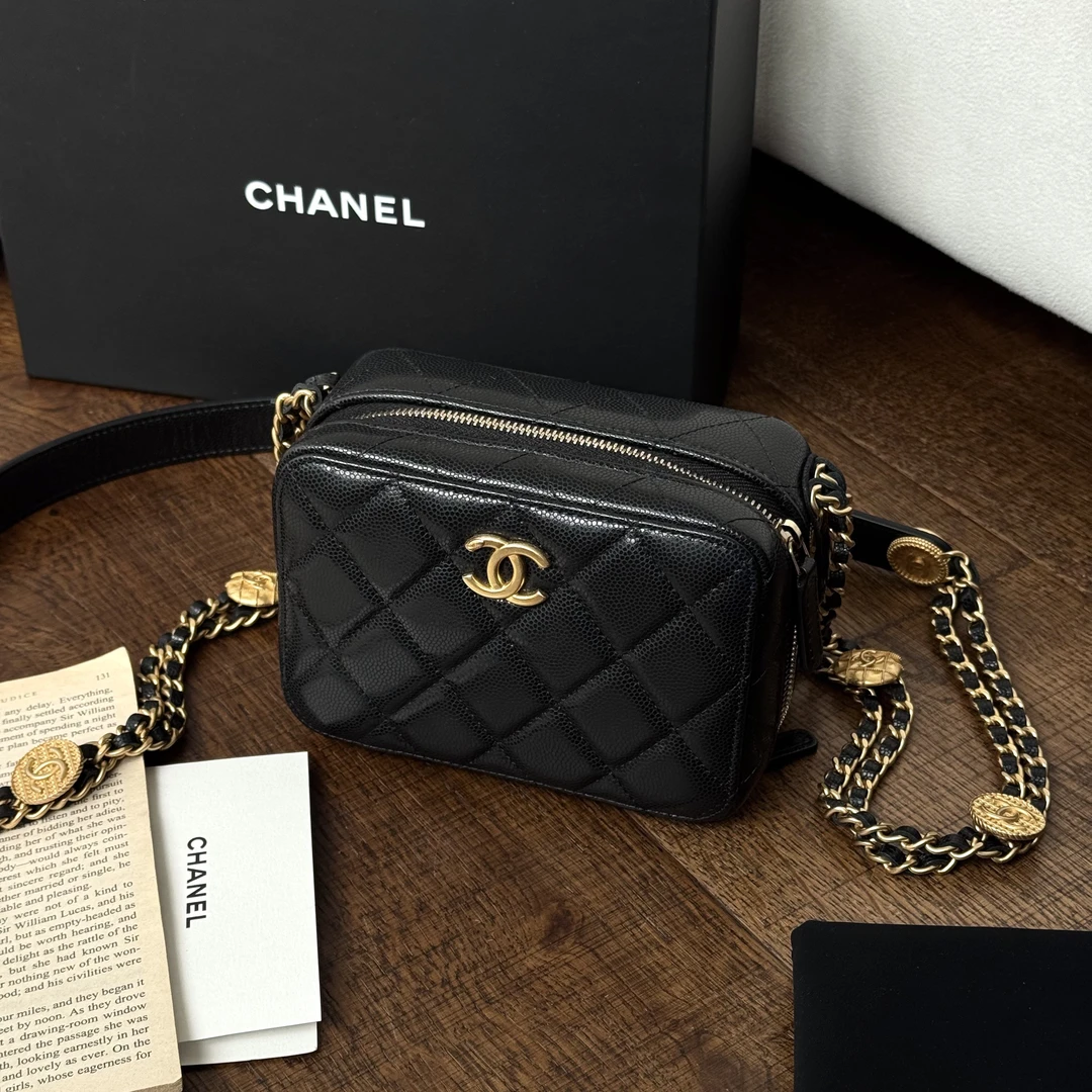 95新 Chanel/香奈儿 22A黑金荔枝皮金币宽肩带相机包49722