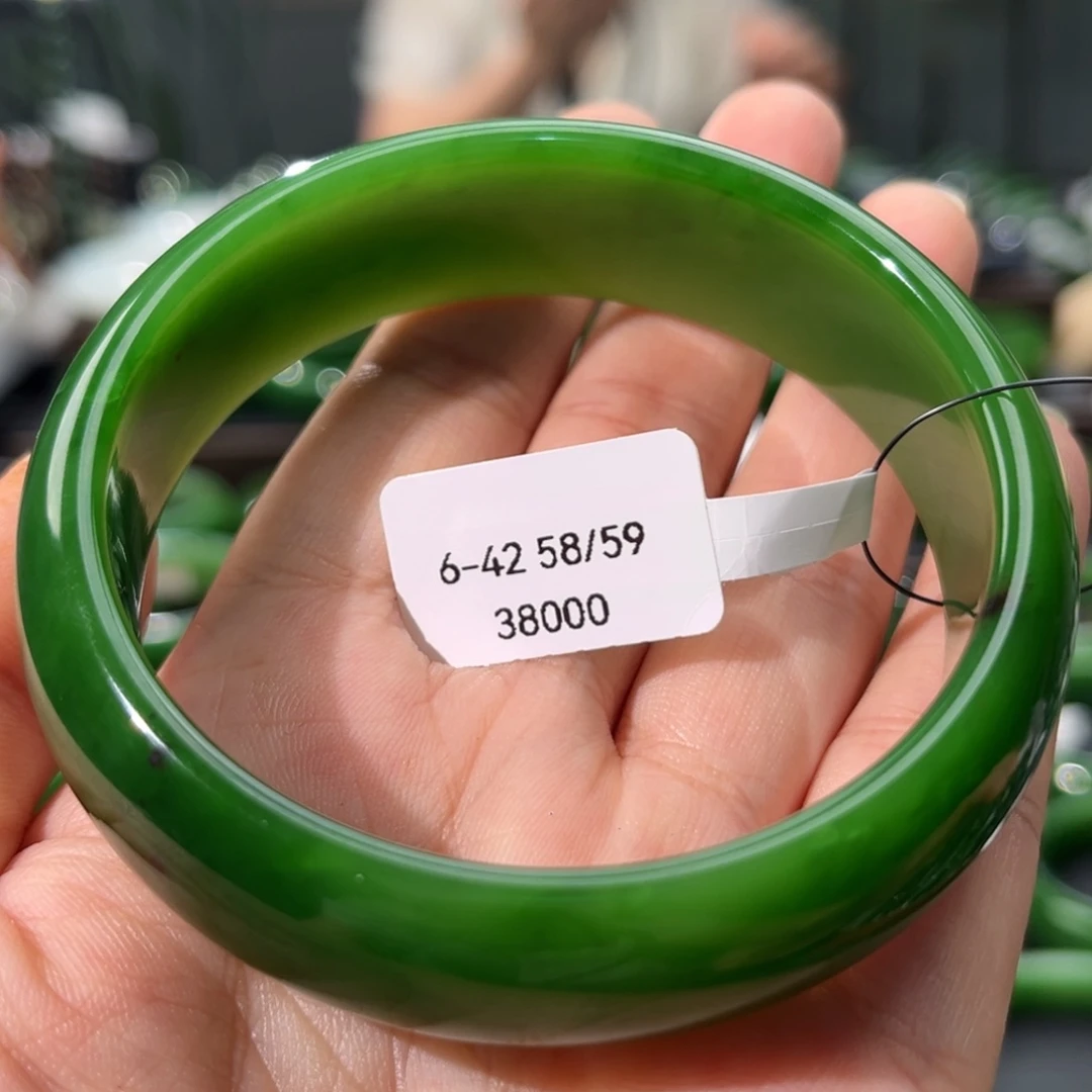 和田玉（碧玉）手镯未镶嵌