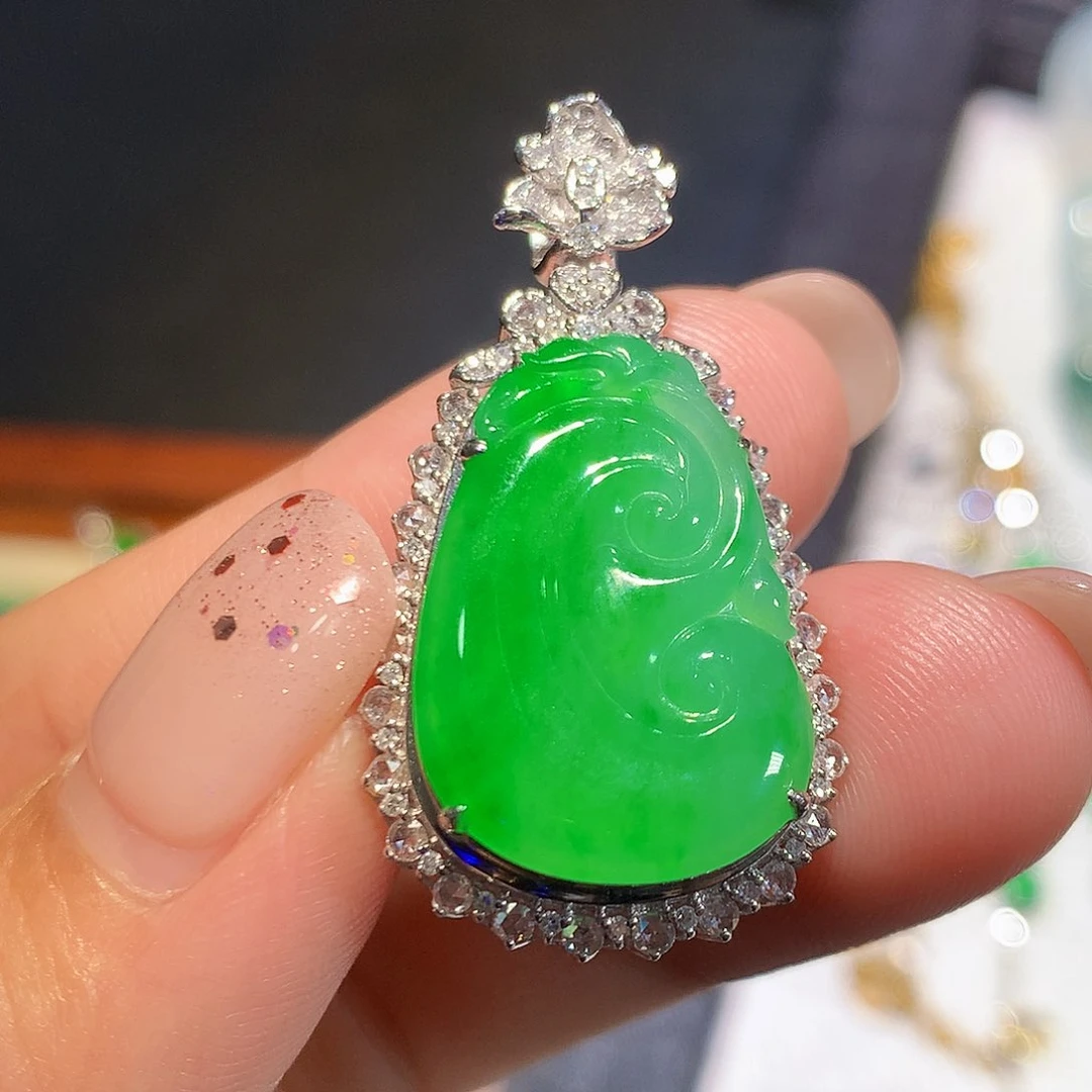 翡翠18K金镶嵌吊坠(不含链)