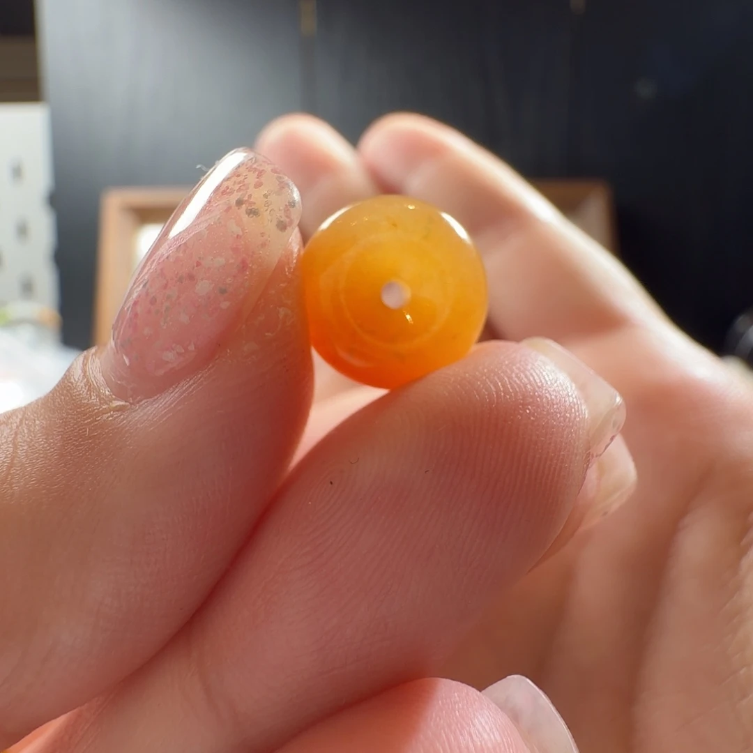 翡翠裸石翡翠裸石送编绳