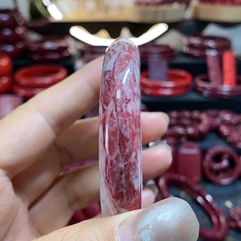 天然辰砂原石手镯