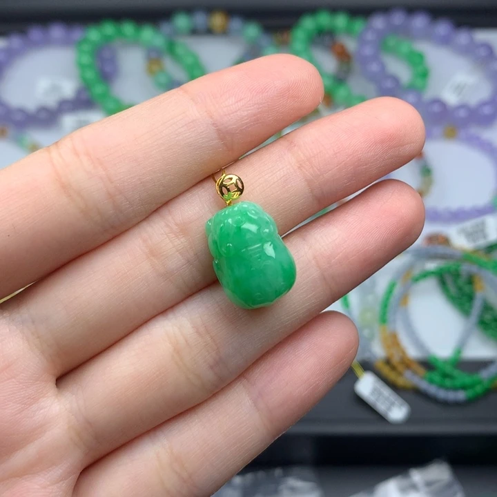 未镶嵌手镯翡翠翡翠