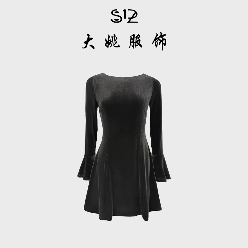 「DAYAO」25s秋季新款收腰显瘦修身长袖丝绒连衣裙 WYA258189