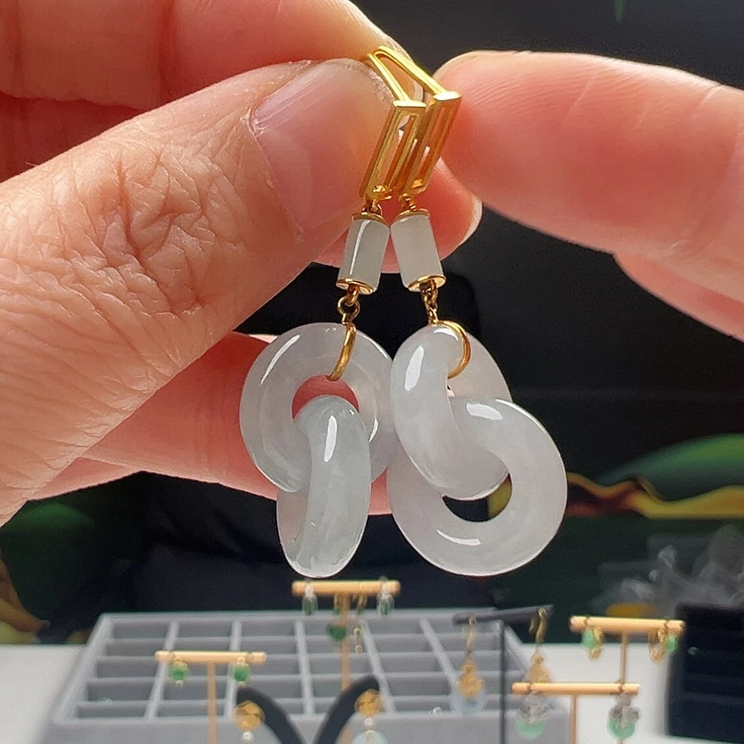 18K金镶嵌翡翠耳饰