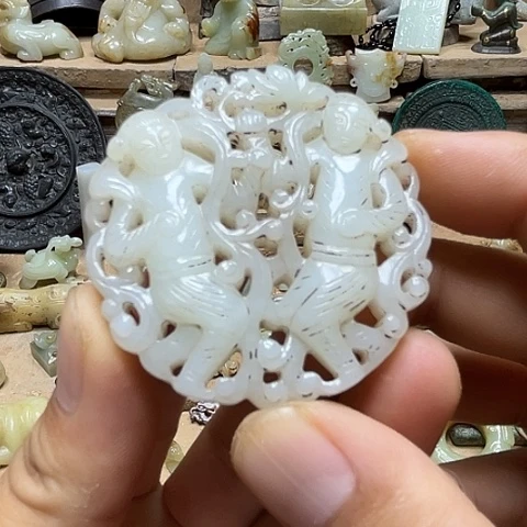 和田玉（糖玉）未镶嵌颈饰