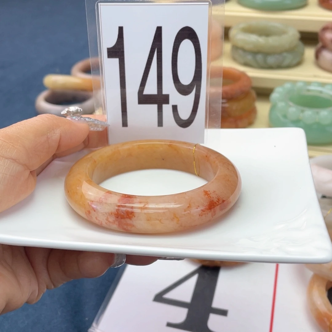 石英质玉未镶嵌手镯