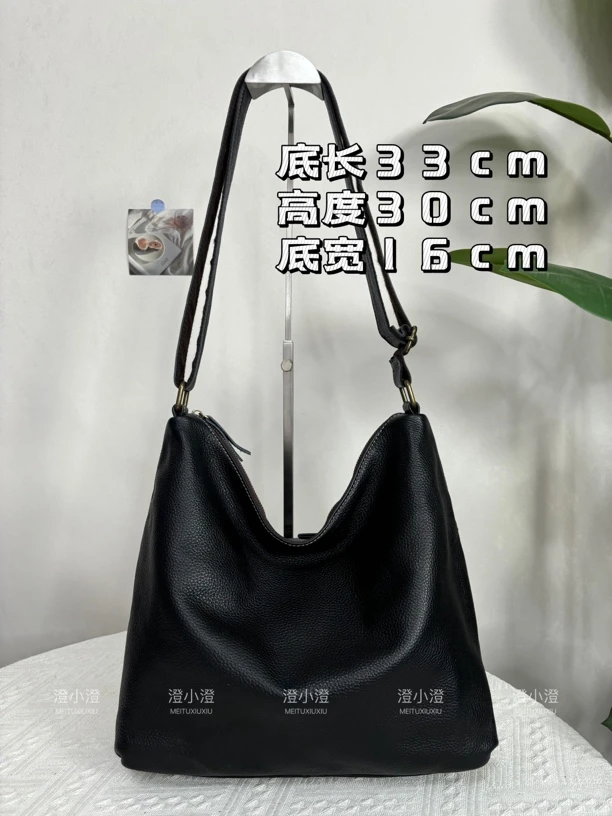 8679斜挎包肩包女士休闲百搭通勤出差轻便进口头层牛皮大包