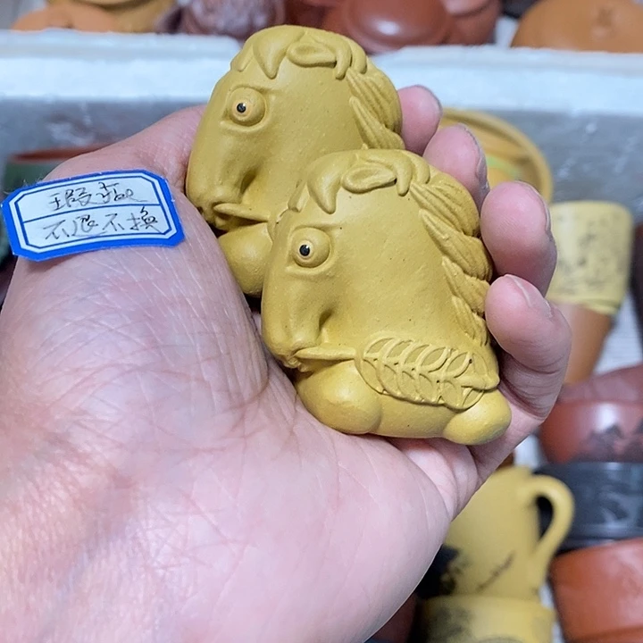 瑕疵不退不换介意勿拍