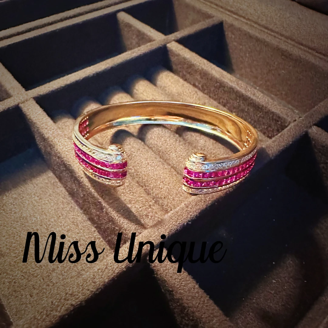 D5084一生所爱玫红手镯