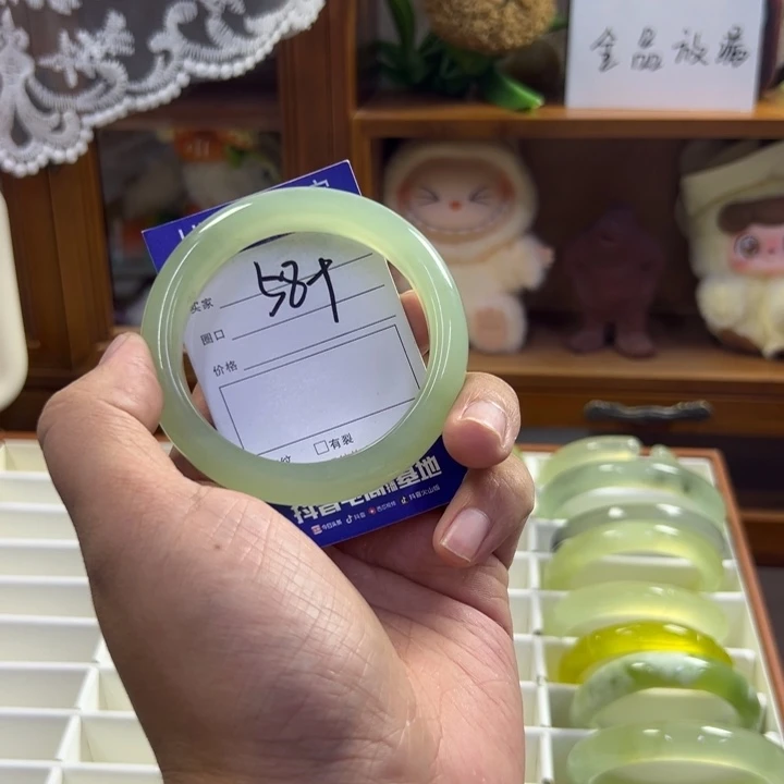 蛇纹石玉未镶嵌手镯362