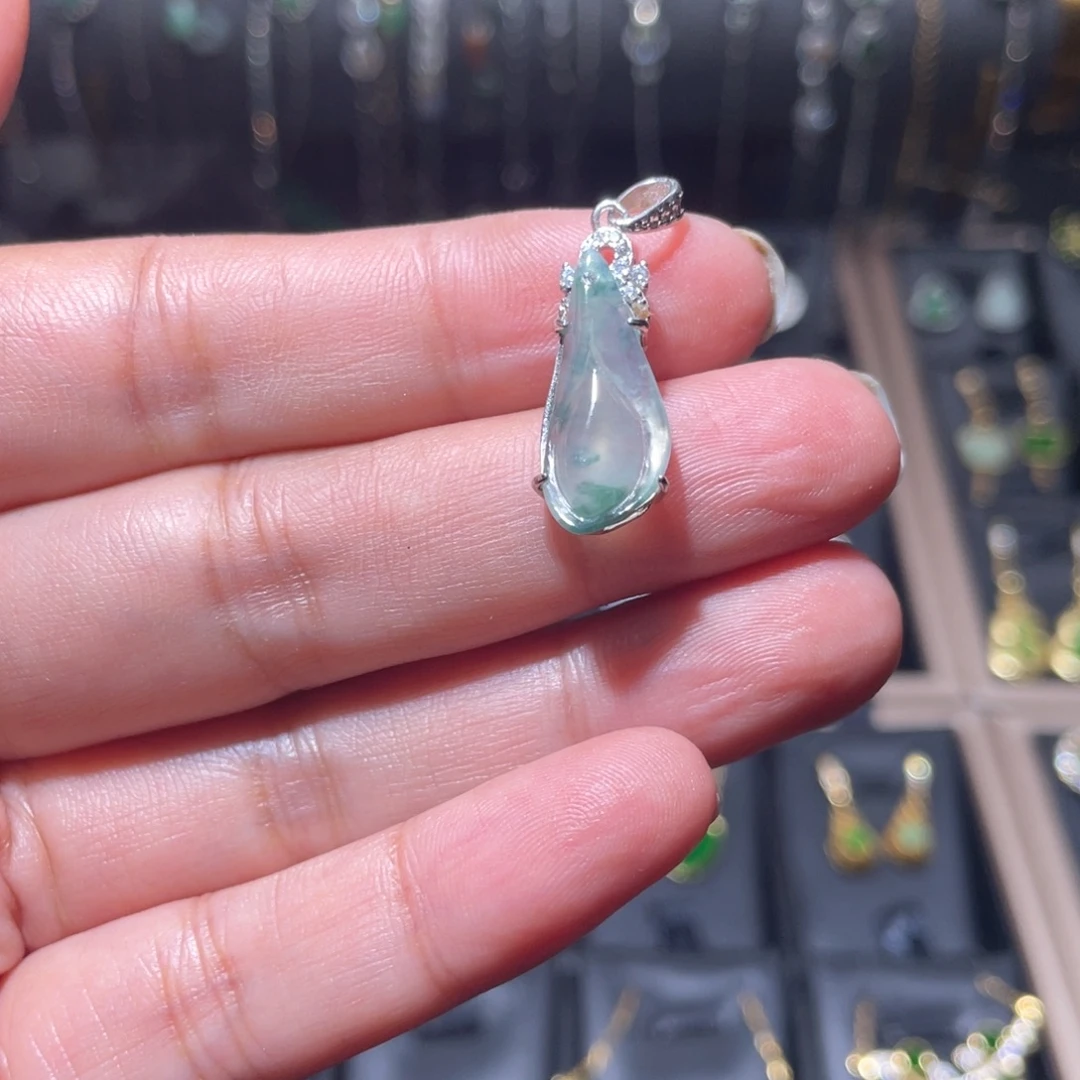 翡翠银S925镶嵌颈饰