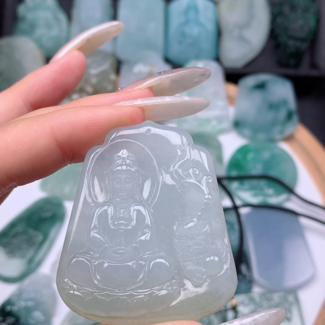 【闪购商品】翡翠颈饰未镶嵌山**琴文殊