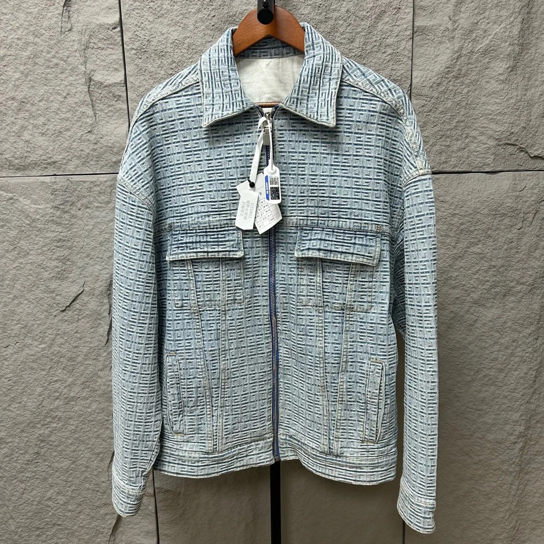 99新 Givenchy/纪梵希 4G满印牛仔拉链外套 S码 ys001575