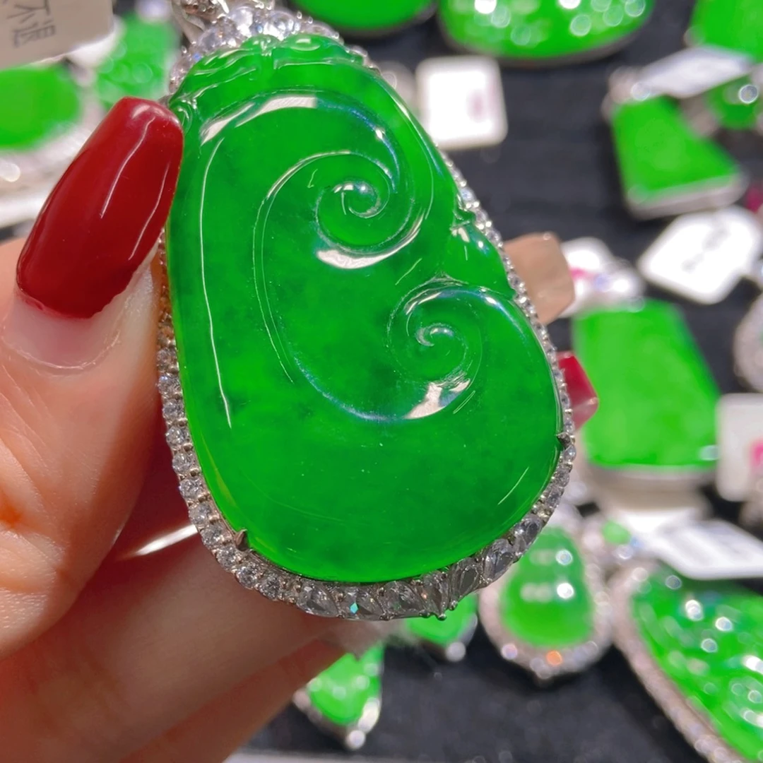 翡翠吊坠(不含链)未镶嵌