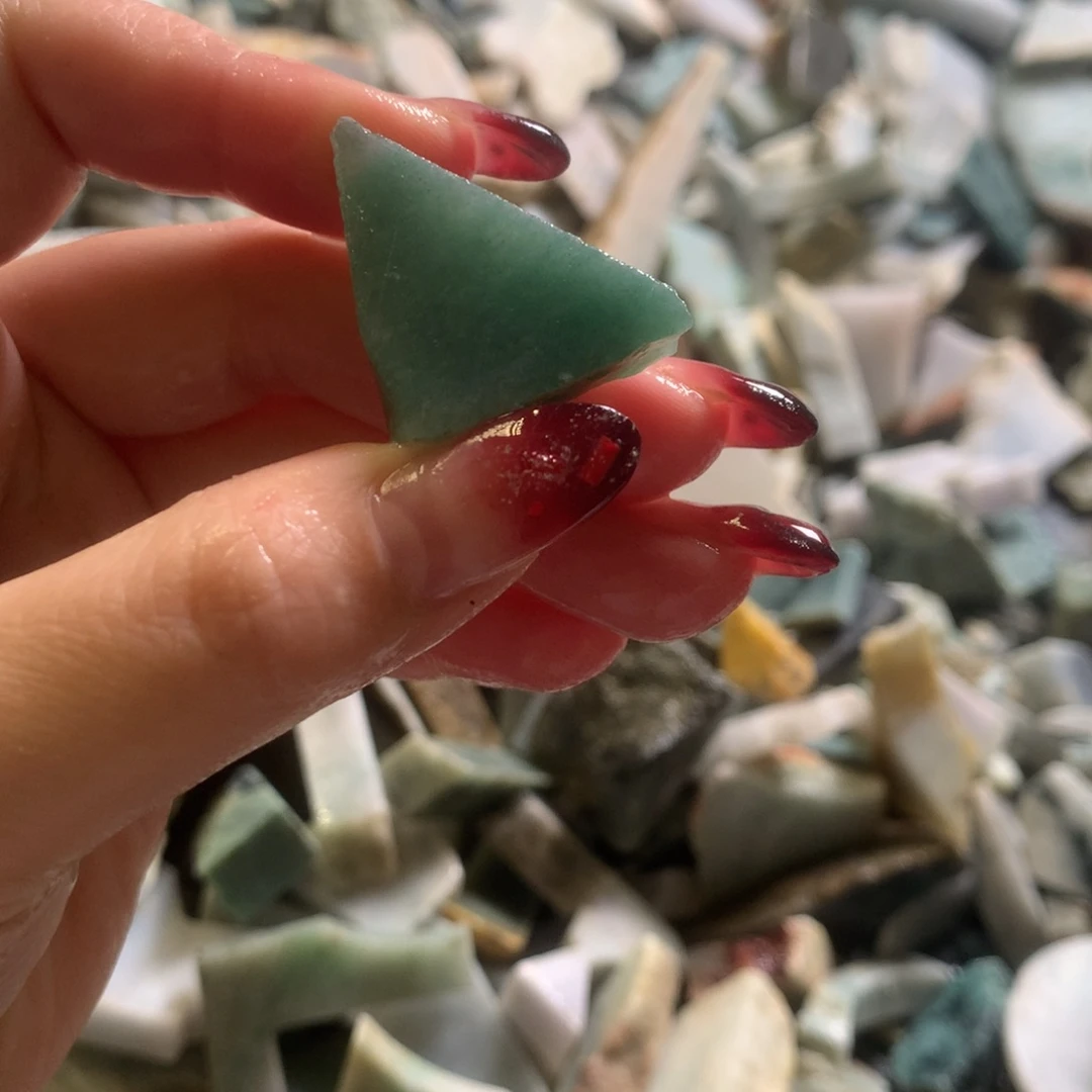 翡翠颈饰未镶嵌缅甸翡翠