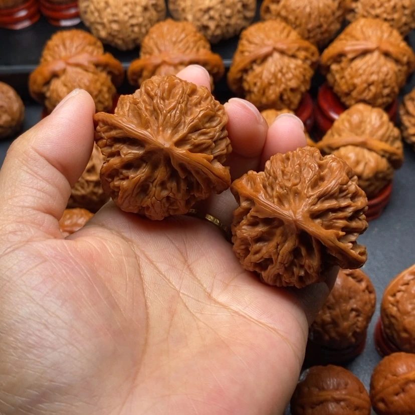 【闪购商品】文玩核桃把件44苹果园