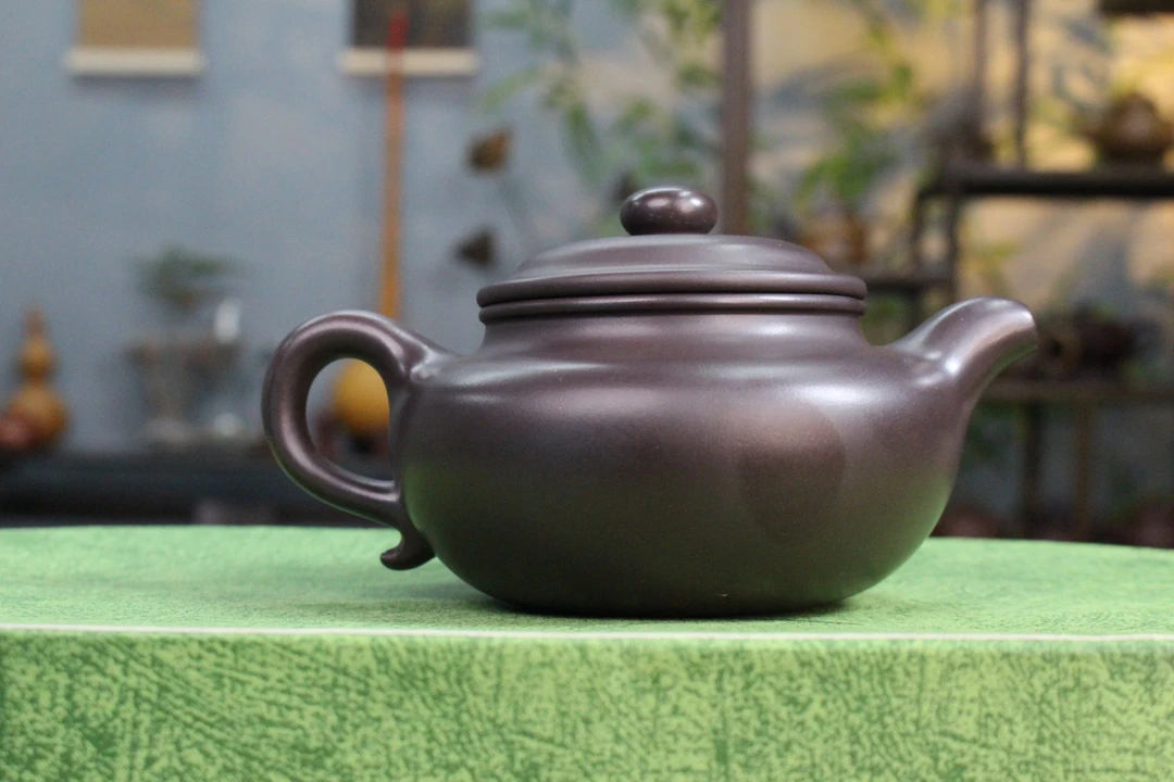 老紫泥仿古紫罗兰紫砂壶