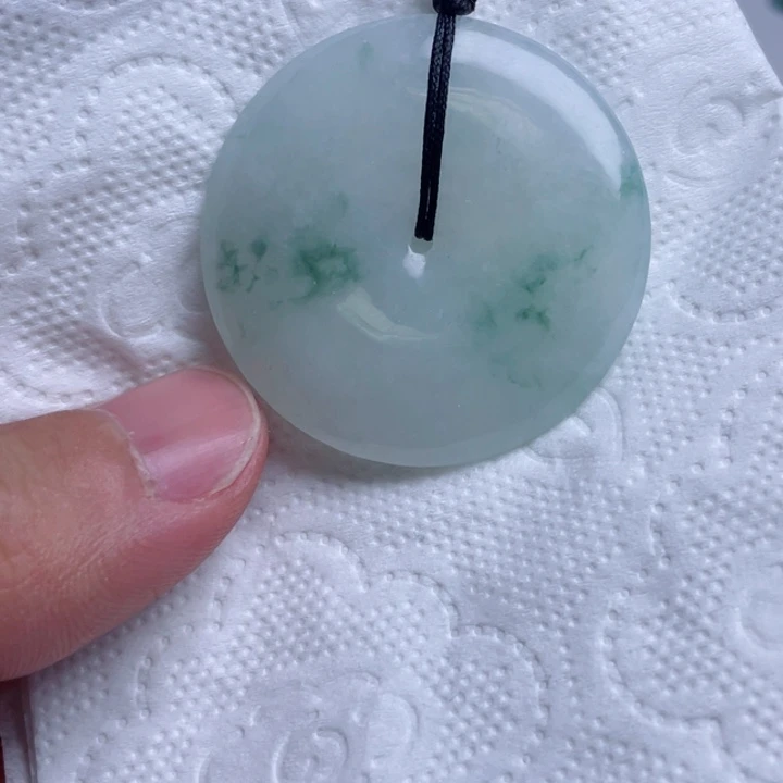 翡翠颈饰未镶嵌路*录翡翠