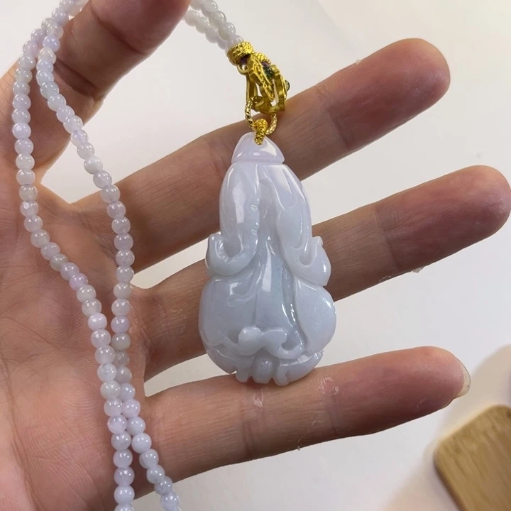 翡翠吊坠(赠链)未镶嵌代编织