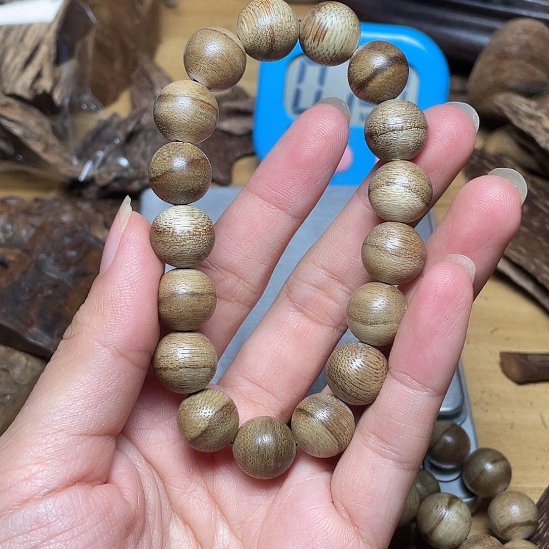 沉香马尼涝单圈1.3的9.3克