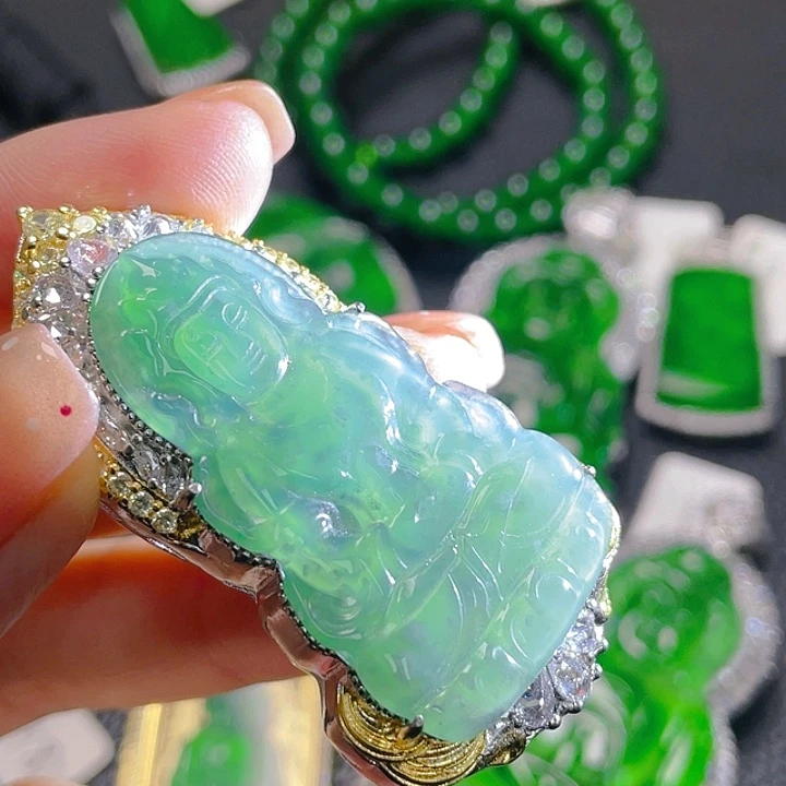 翡翠颈饰未镶嵌15，