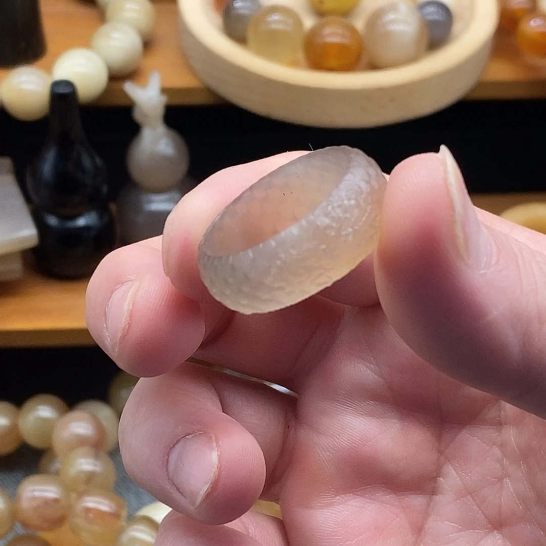 内经20mm一等料白水牛角戒指