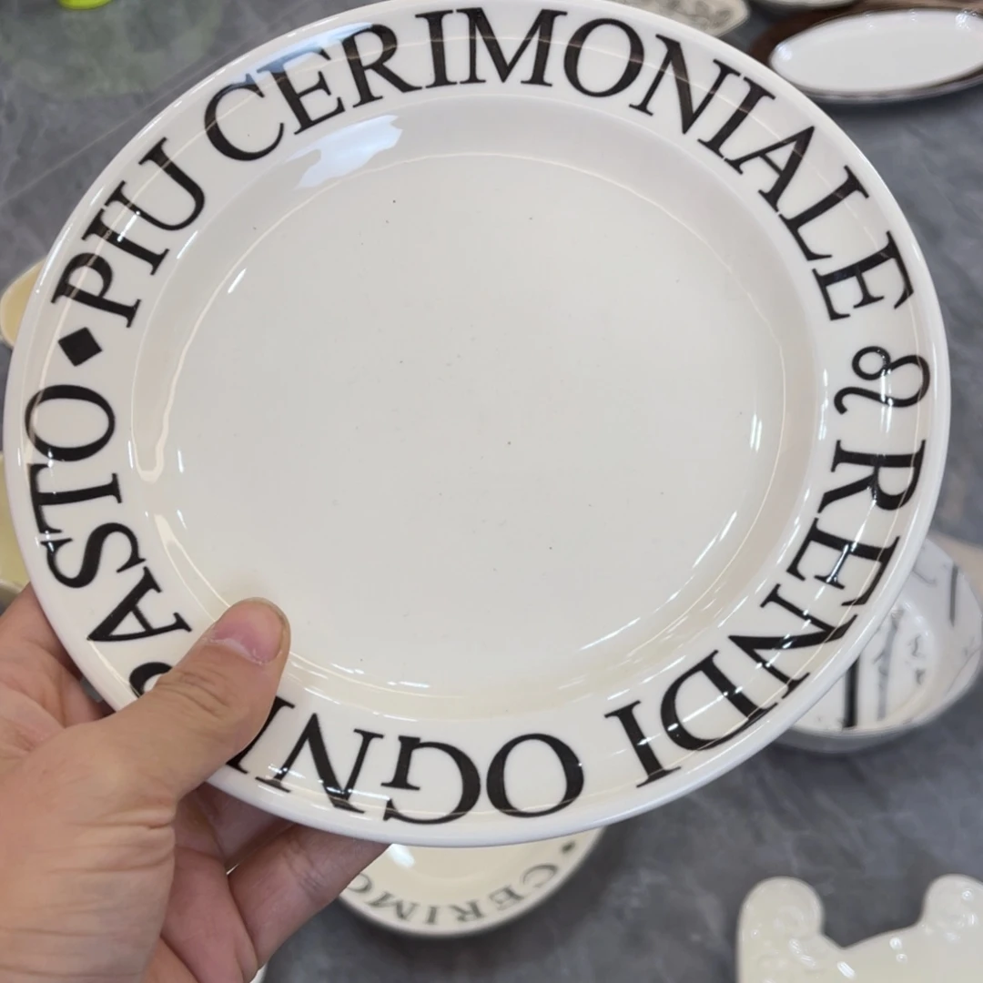 陶瓷微瑕餐具介意勿拍，满18飞！