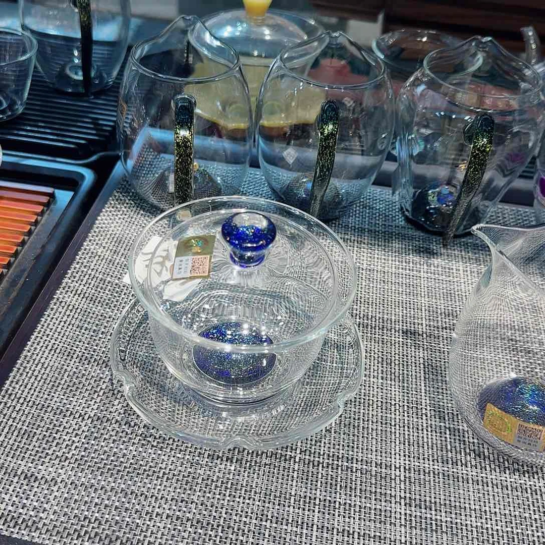 瓷片寓*2111111111111111111