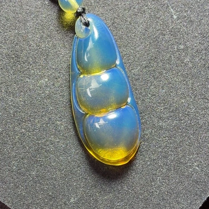 琥珀未镶嵌珠宝奇石福豆