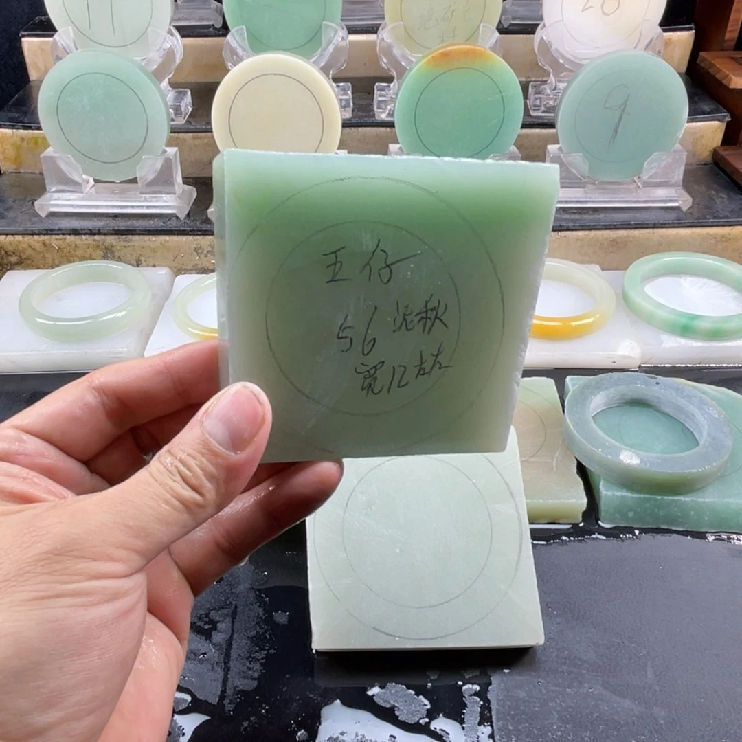 【闪购商品】定制石英质玉五*加工定制