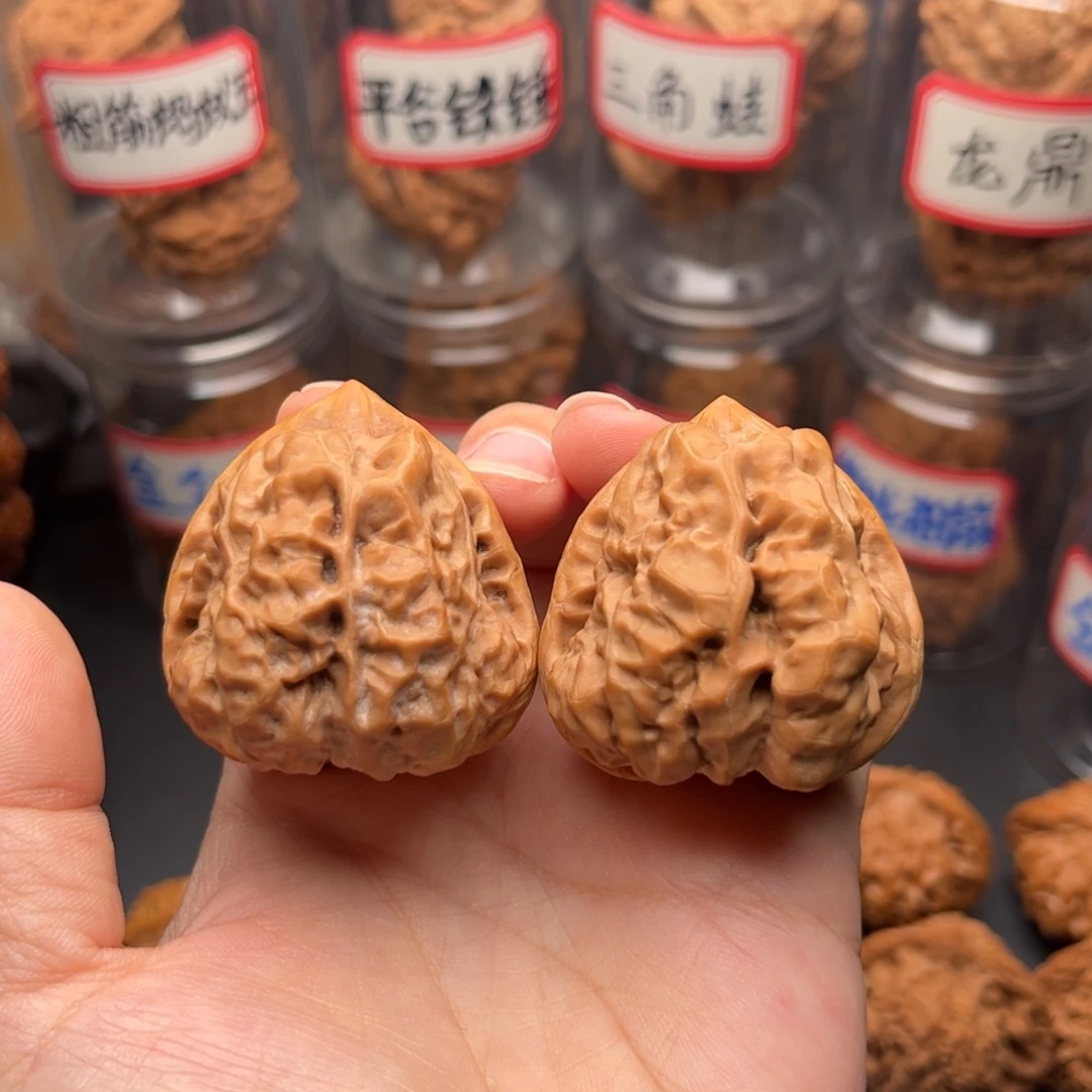 文玩核桃把件山地三角蛙