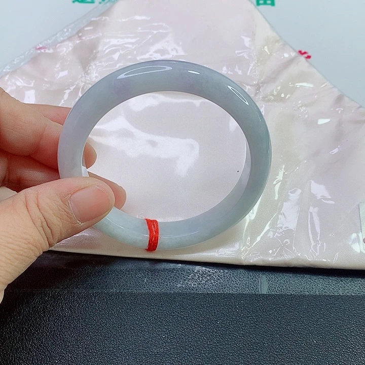 未镶嵌手镯翡翠手镯