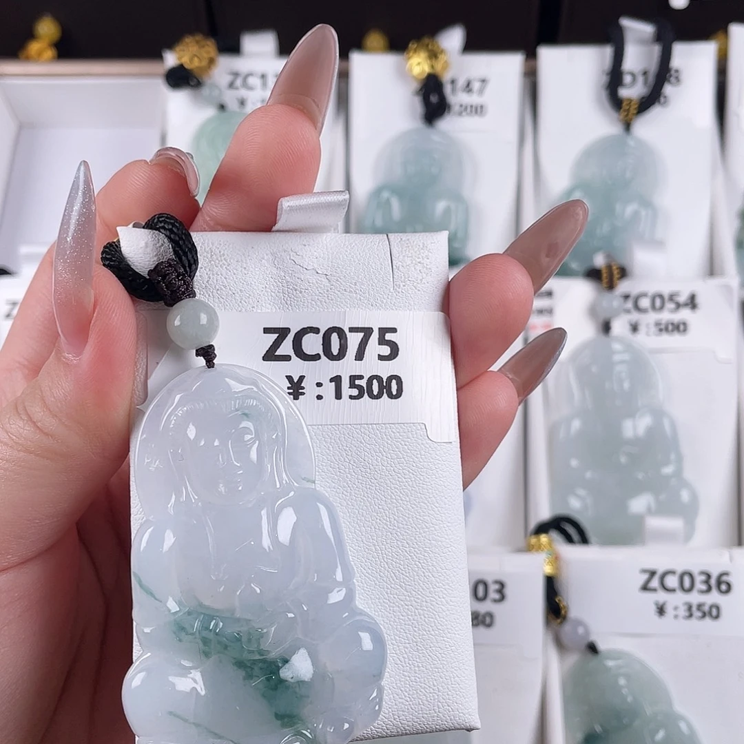 翡翠未镶嵌颈饰zc075