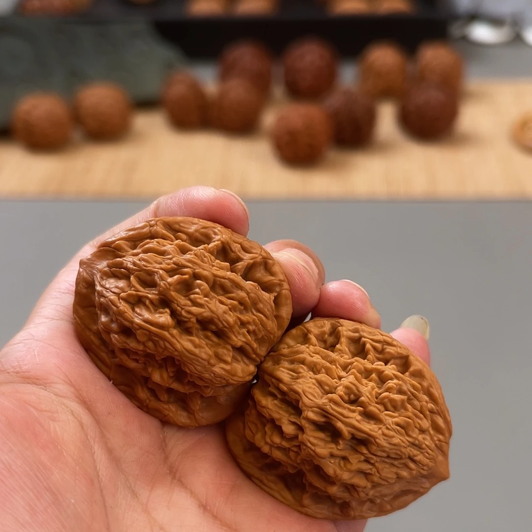 桃核把件39狼牙麦穗虎头CN01122