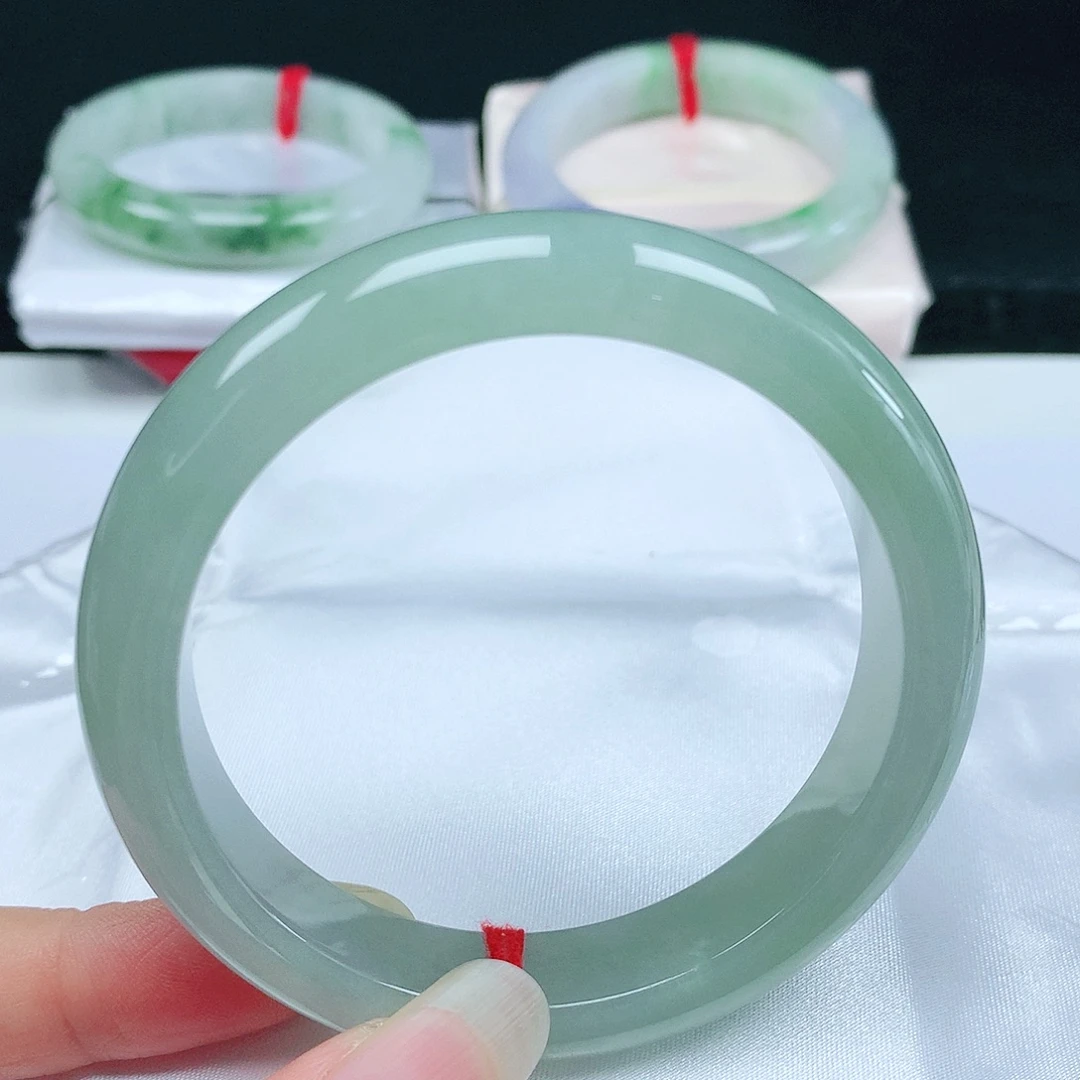 翡翠未镶嵌手镯   编号30 正圈57