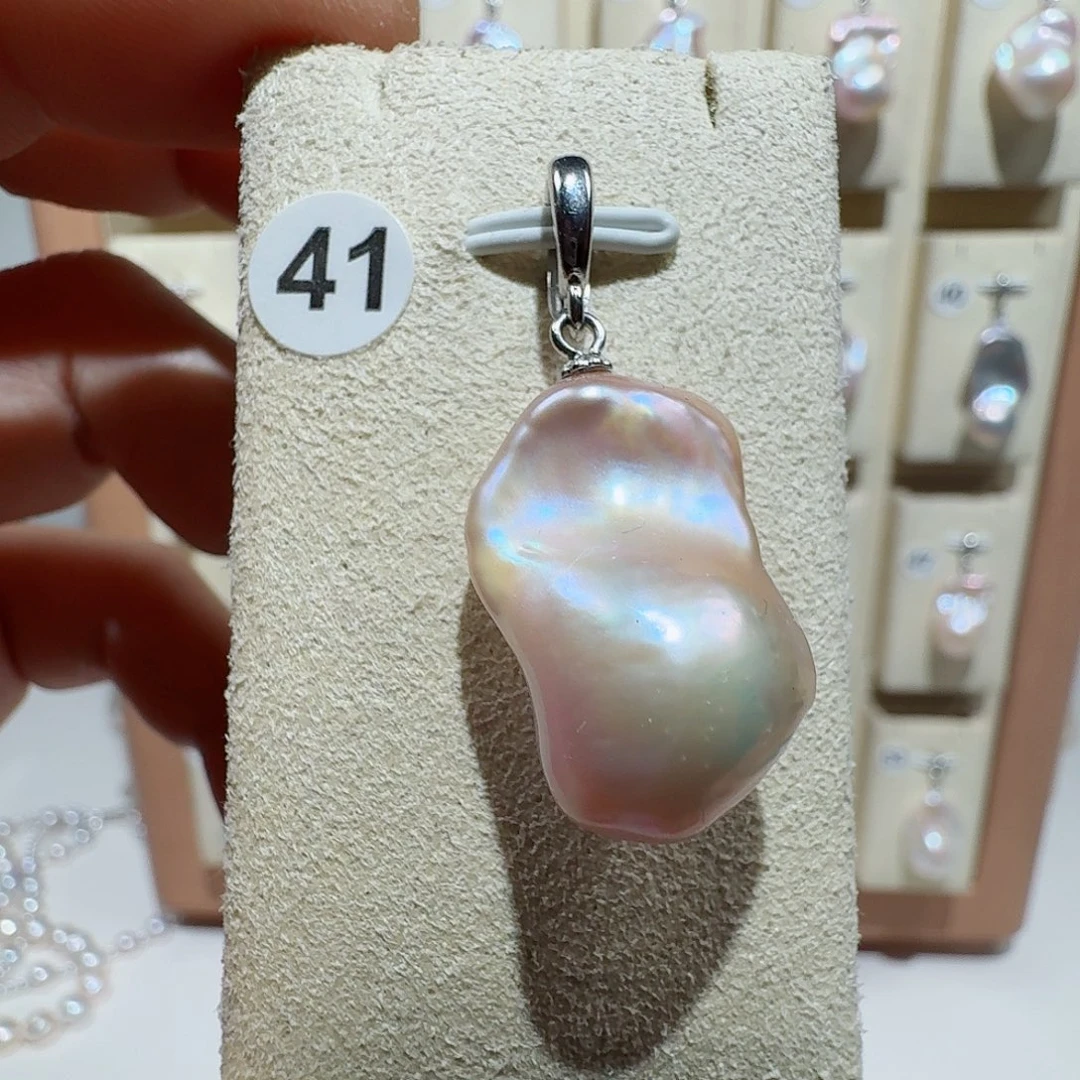 淡水珍珠合金颈饰