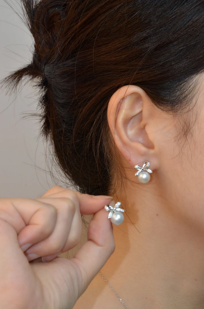 STELLA SHELL蝴蝶结款耳钉S925银淡水珍珠耳钉极光正圆时尚大气